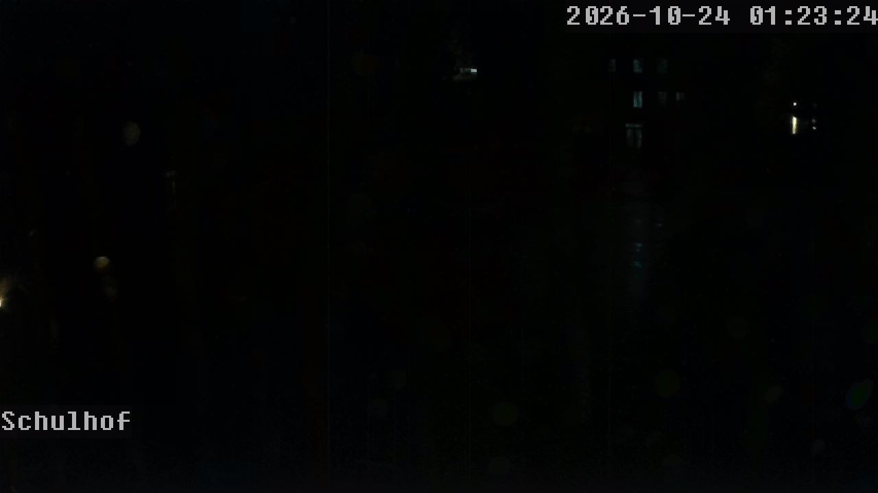 Webcam Schulhof 01:23