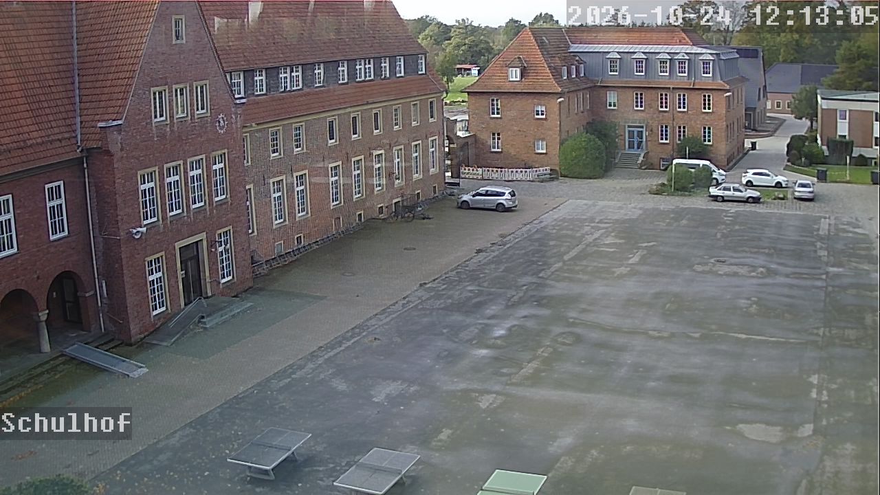 Webcam Schulhof 12:13