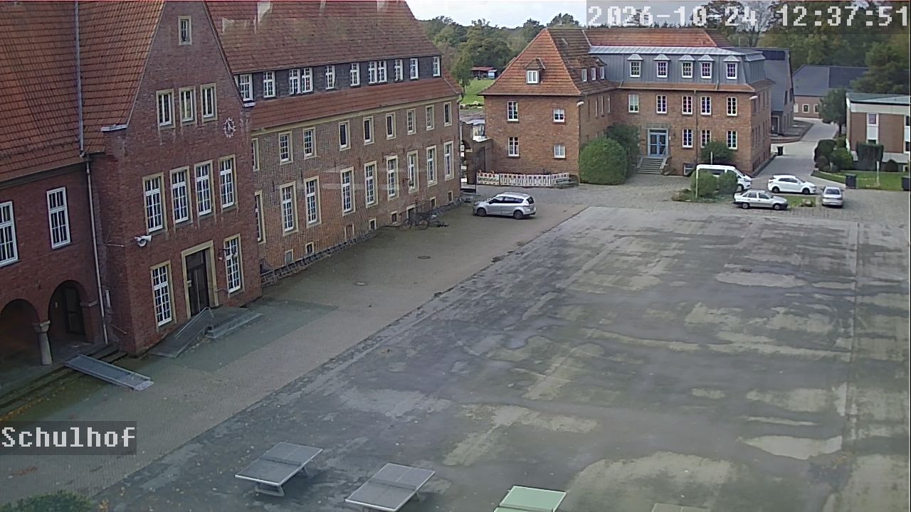 Webcam Schulhof 12:37