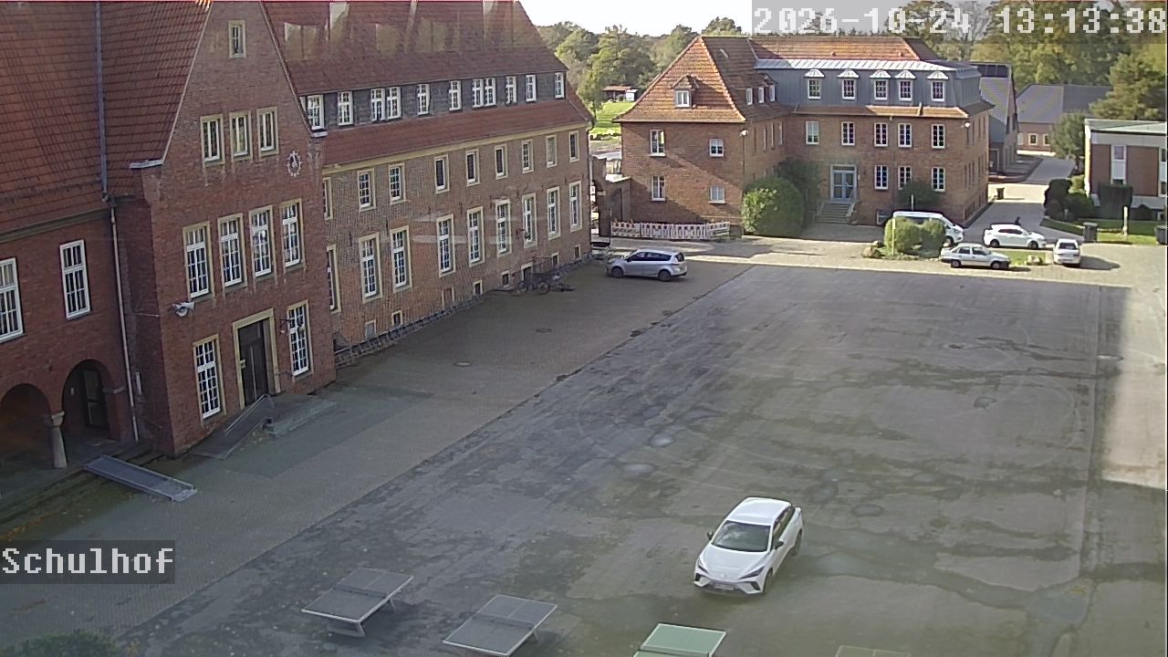 Webcam Schulhof 13:13