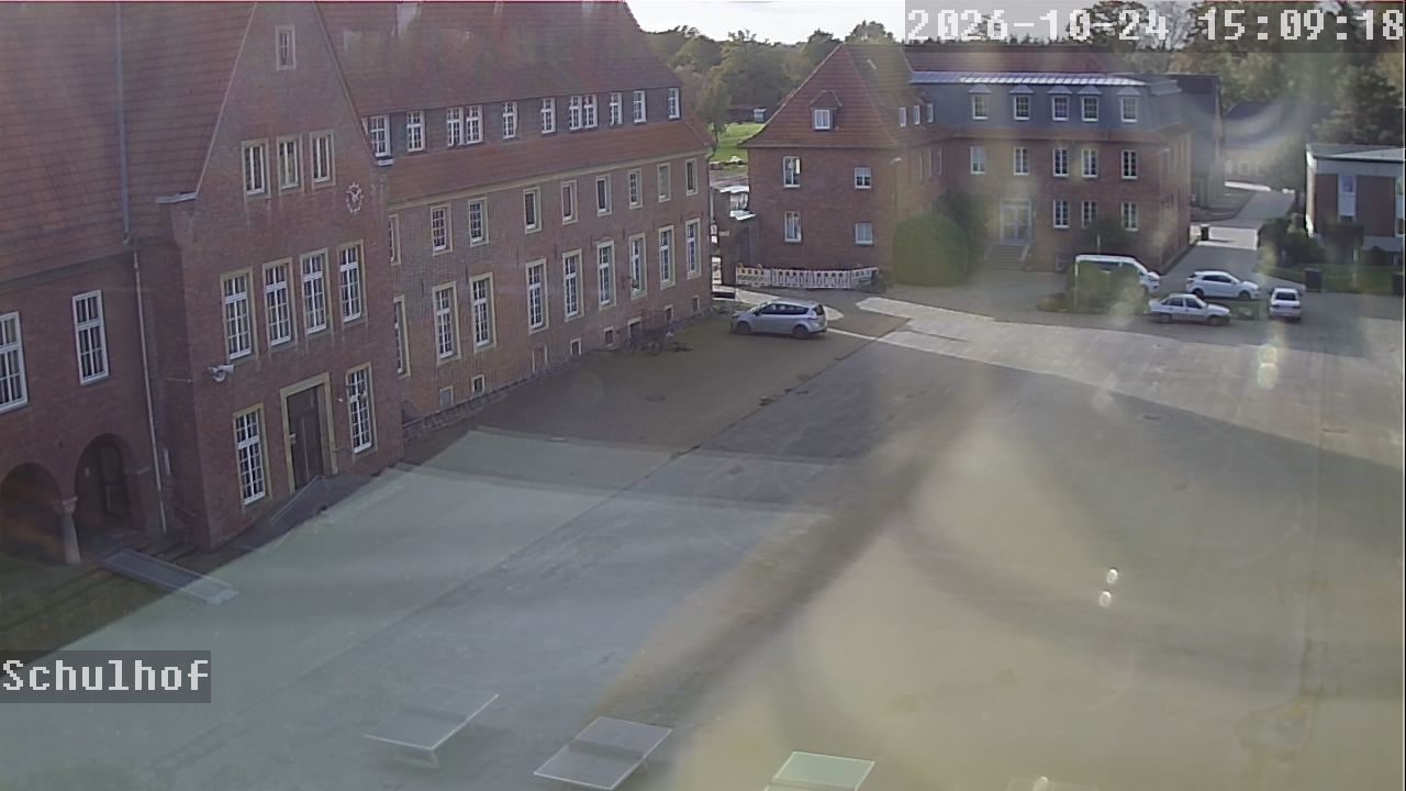 Webcam Schulhof 15:09