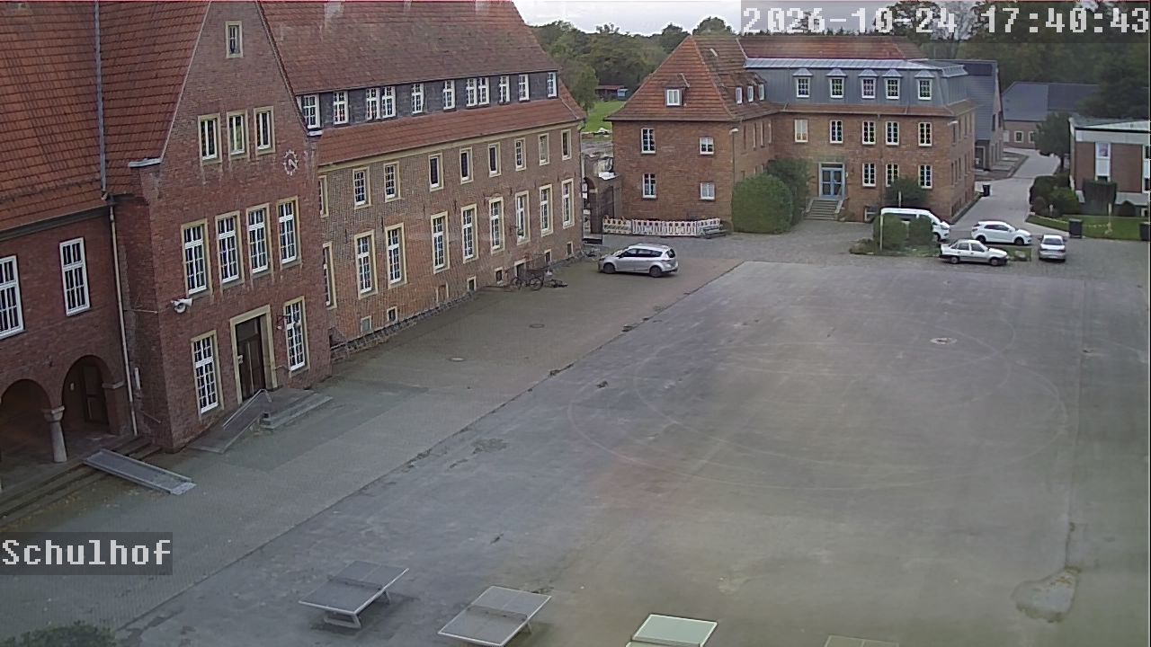 Webcam Schulhof 17:40