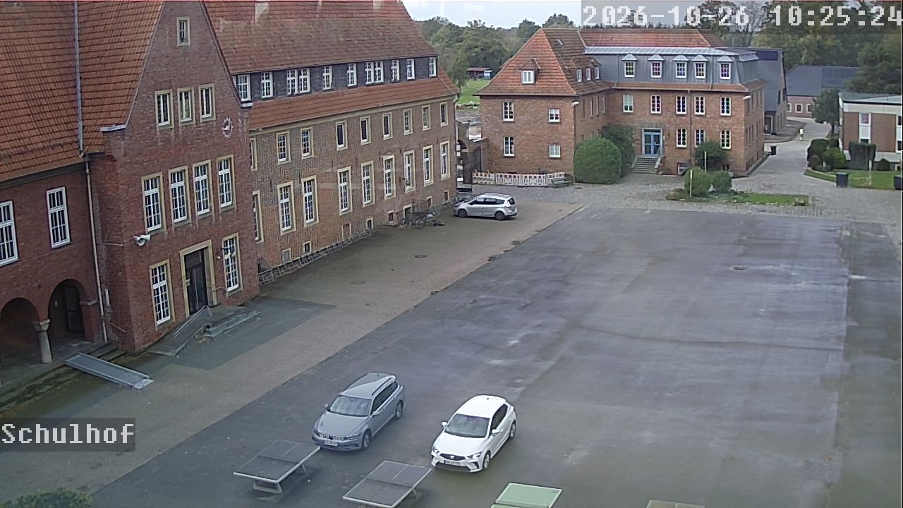 Webcam Schulhof 10:25