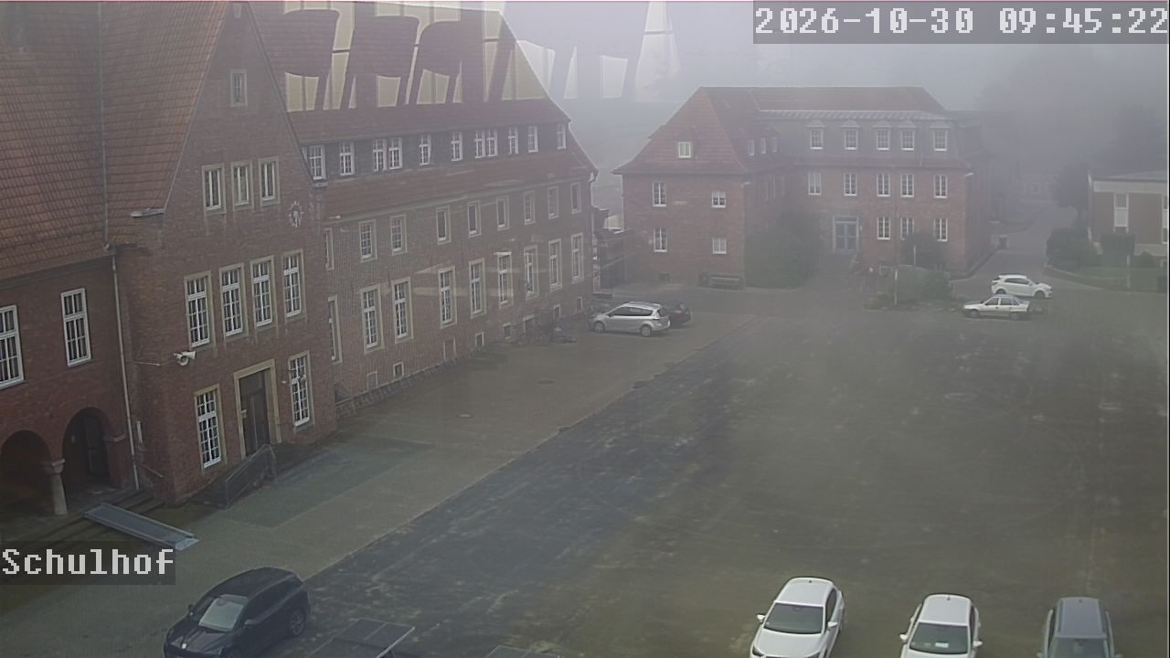 Webcam Schulhof 09:45
