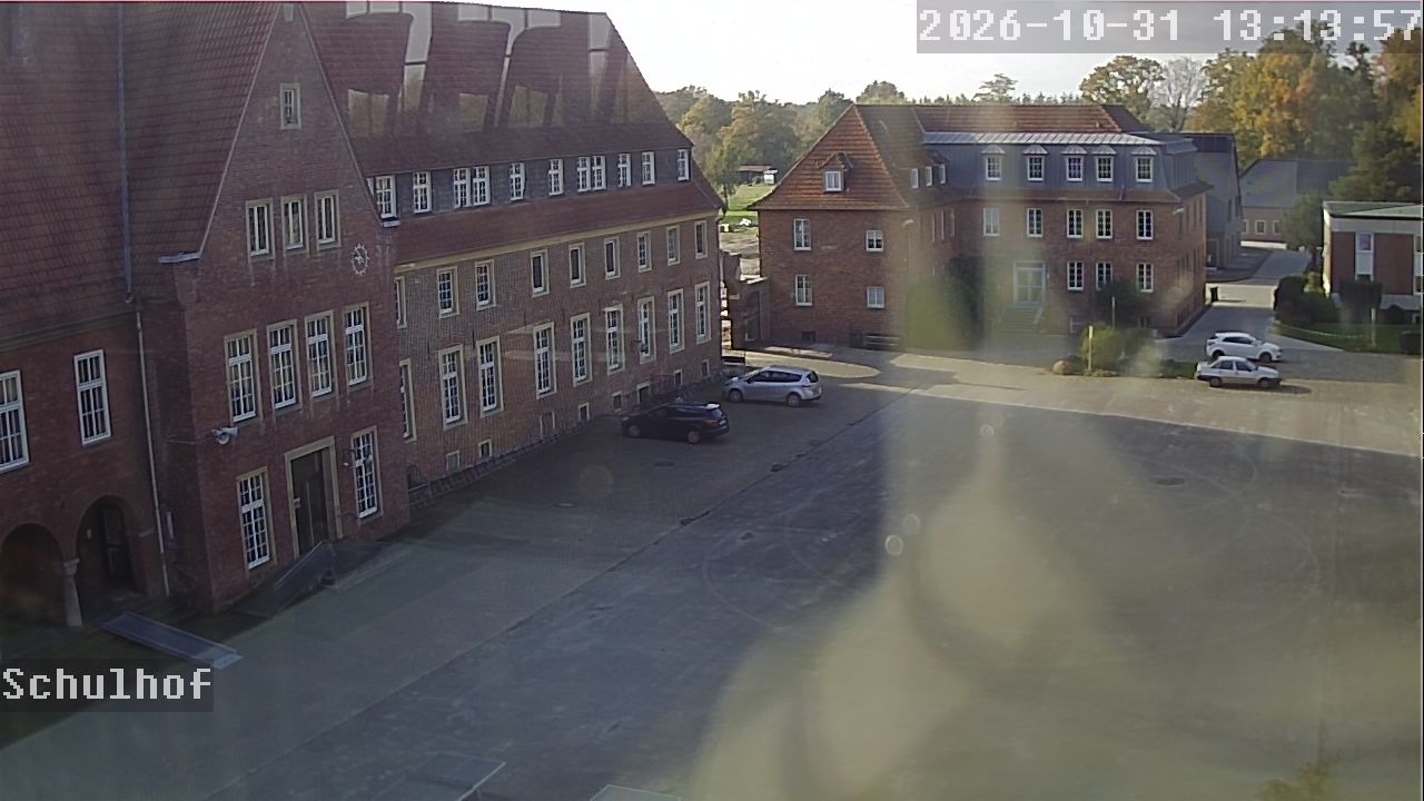 Webcam Schulhof 13:13