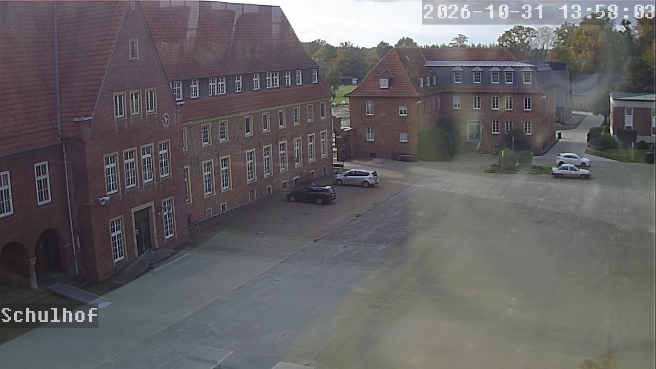 Webcam Schulhof 13:58