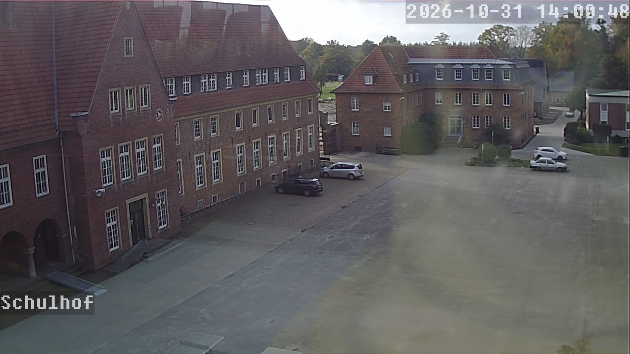 Webcam Schulhof 14:00