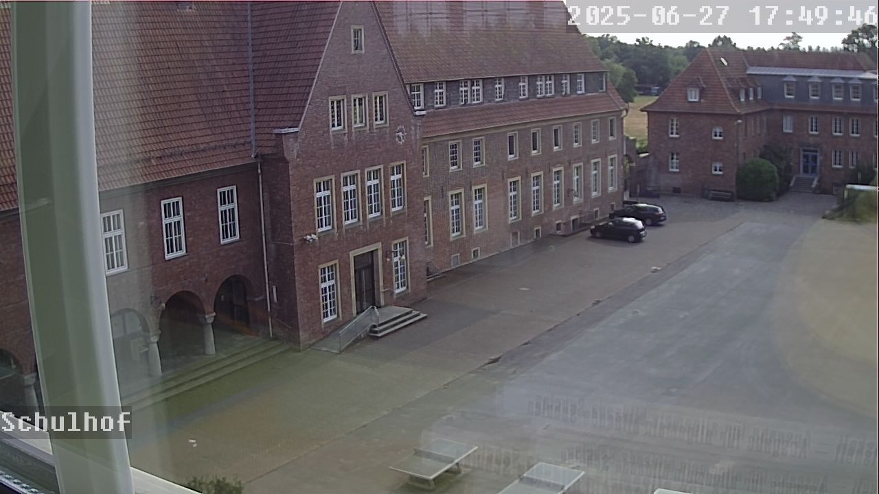 Webcam Schulhof 17:49