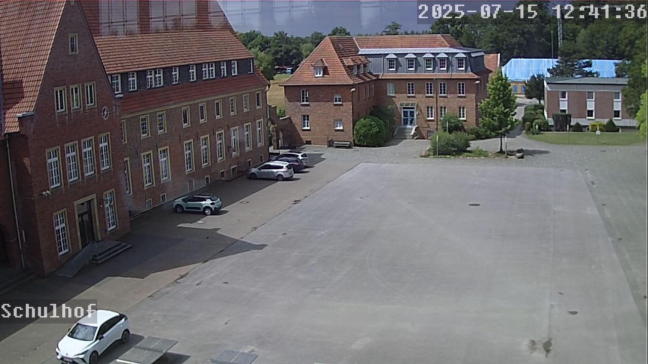 Webcam Schulhof 12:41