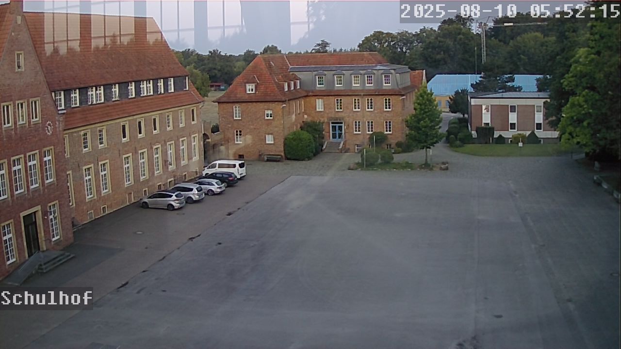 Webcam Schulhof 05:52
