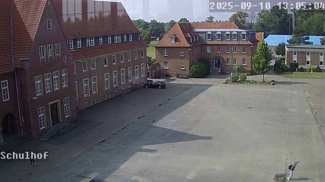 Webcam Schulhof 13:05