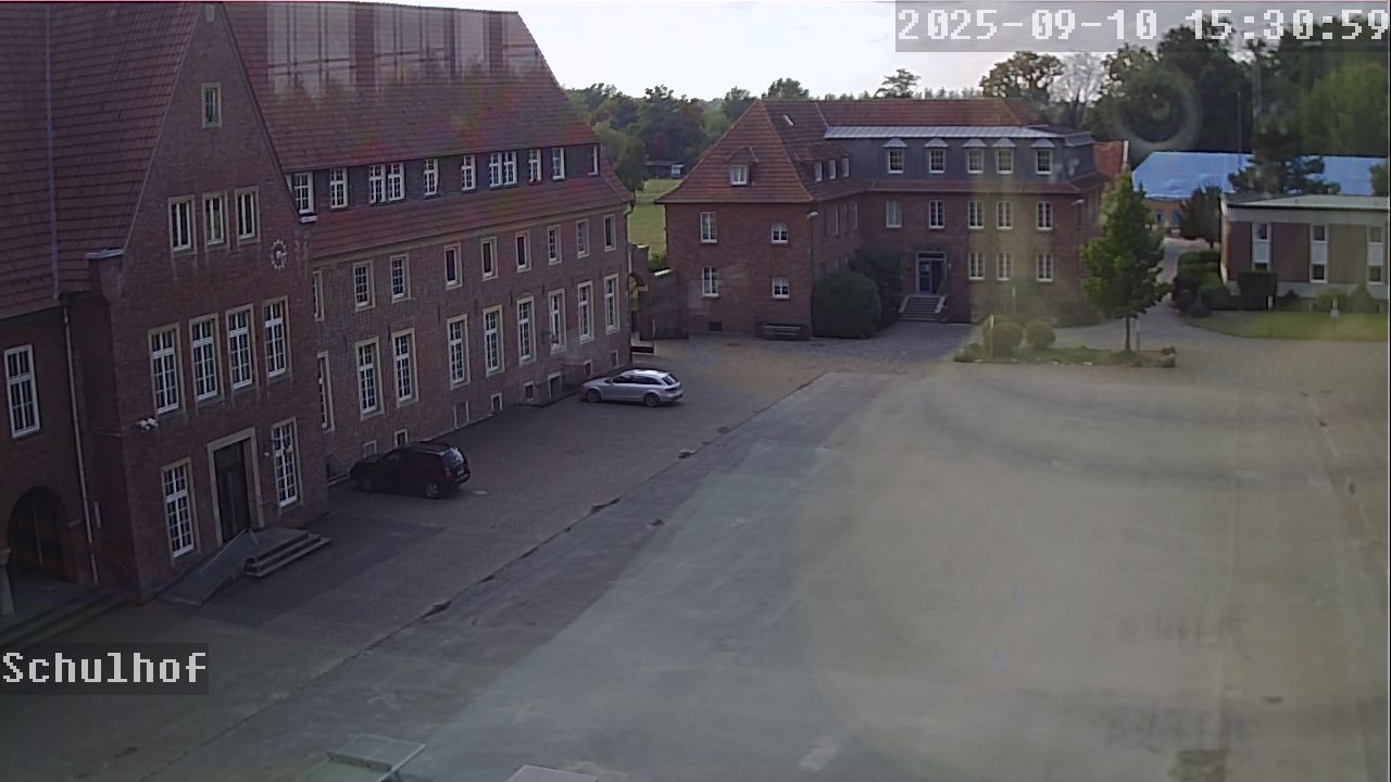 Webcam Schulhof 15:31