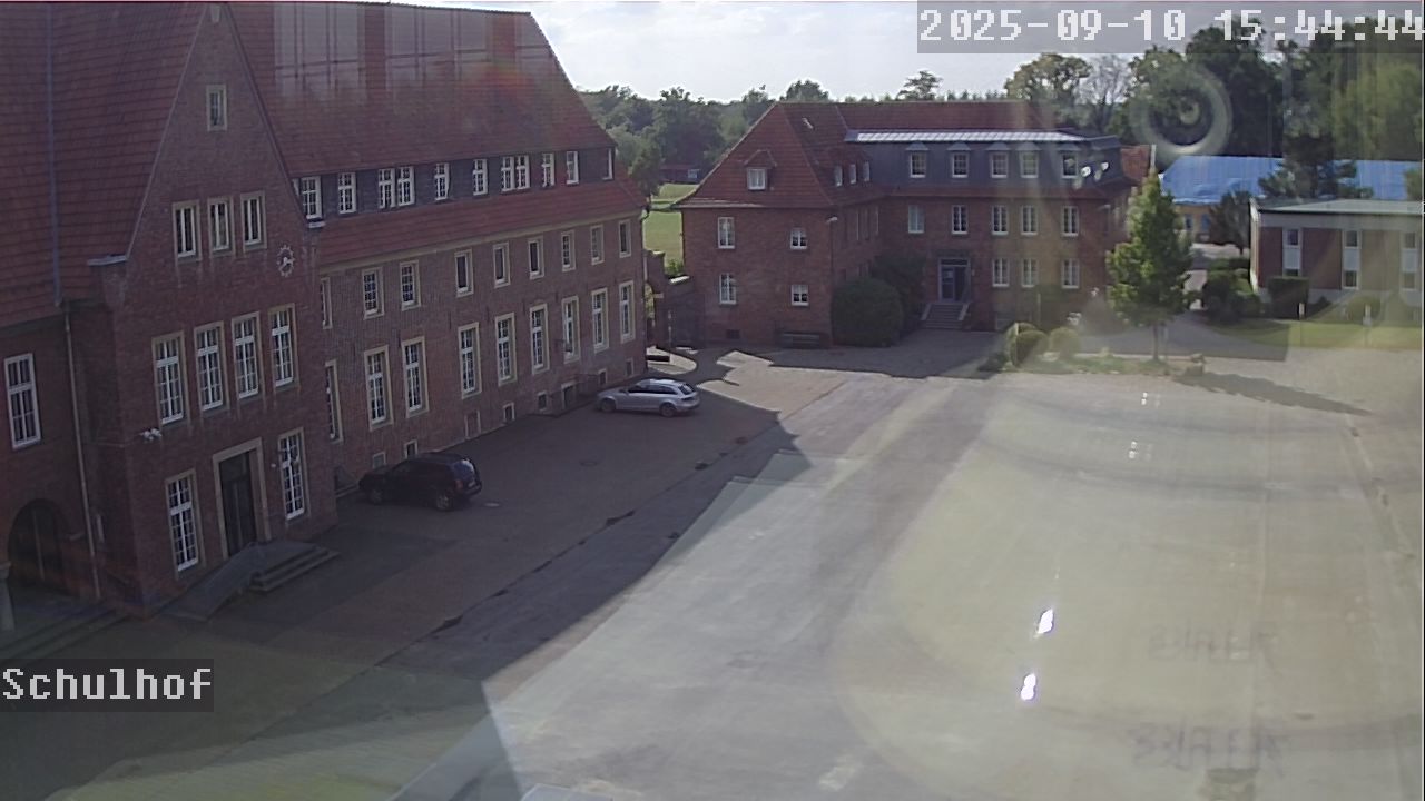 Webcam Schulhof 15:44