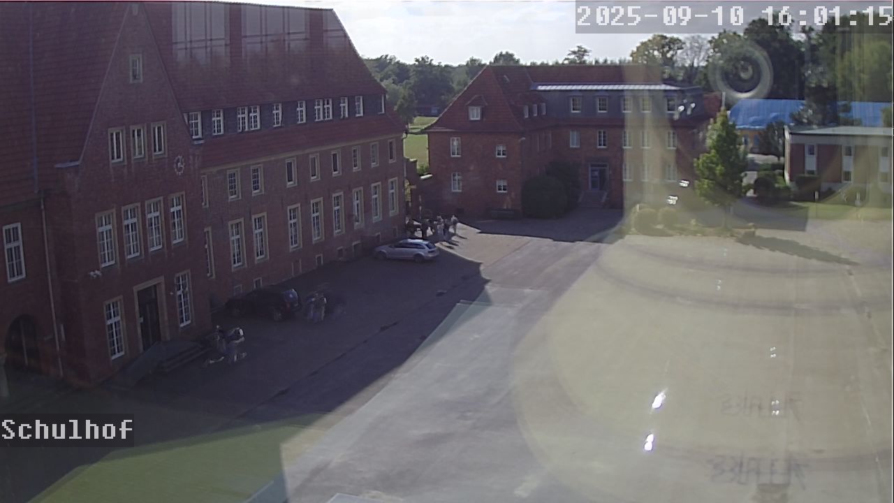 Webcam Schulhof 16:01