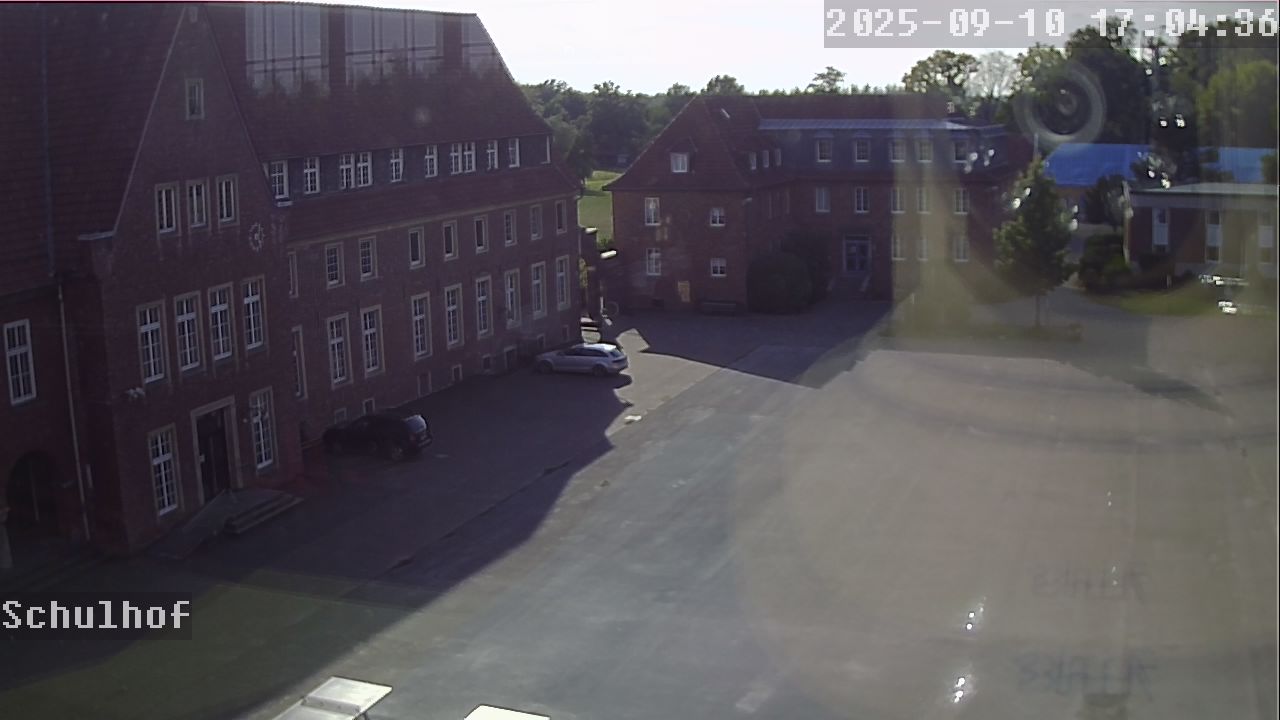 Webcam Schulhof 17:04