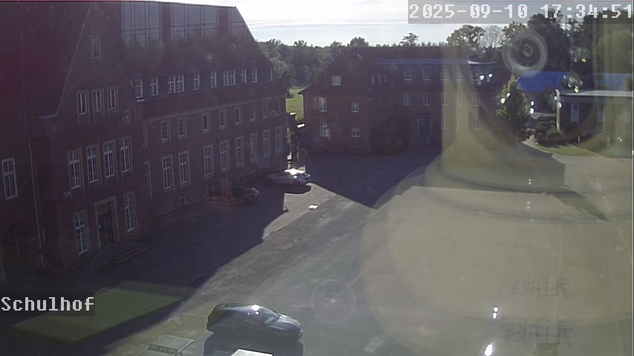 Webcam Schulhof 17:34