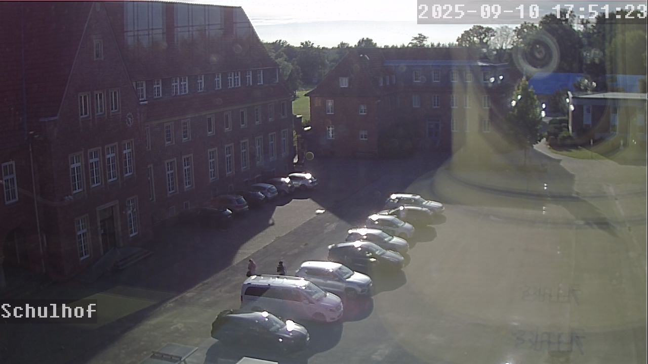 Webcam Schulhof 17:51