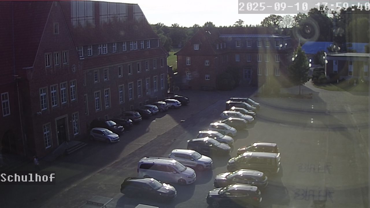 Webcam Schulhof 17:59