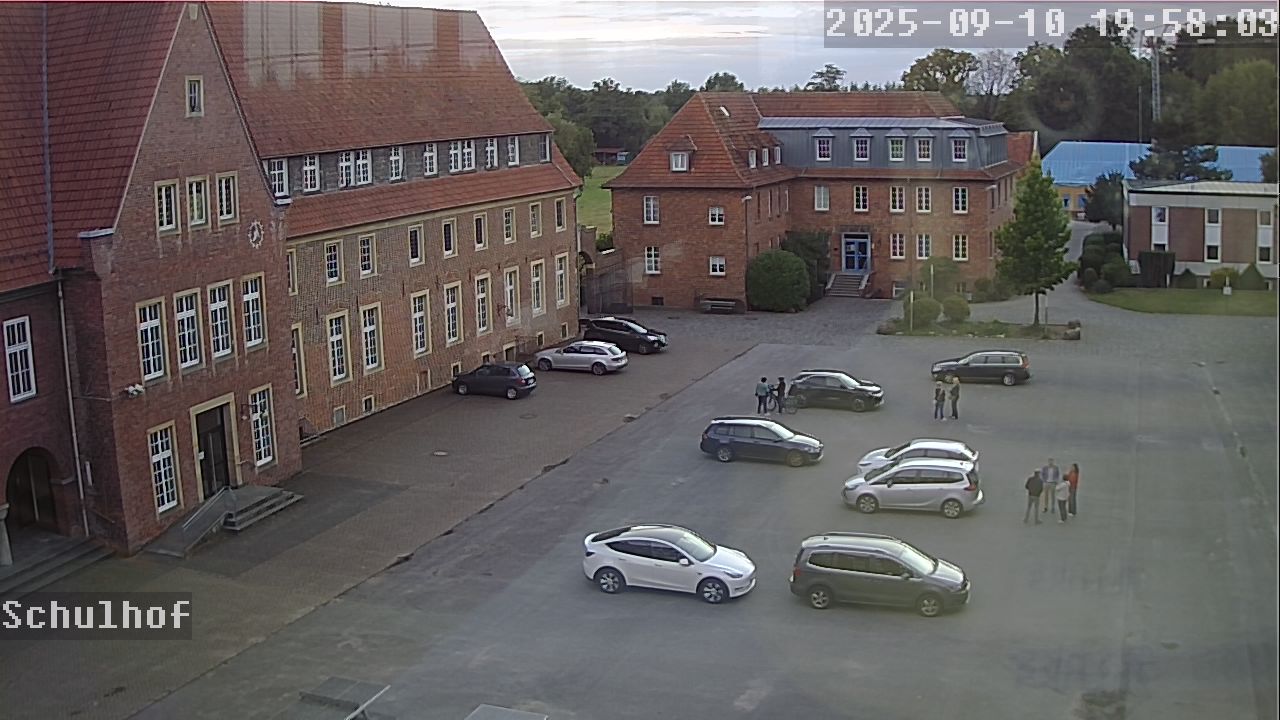 Webcam Schulhof 19:58
