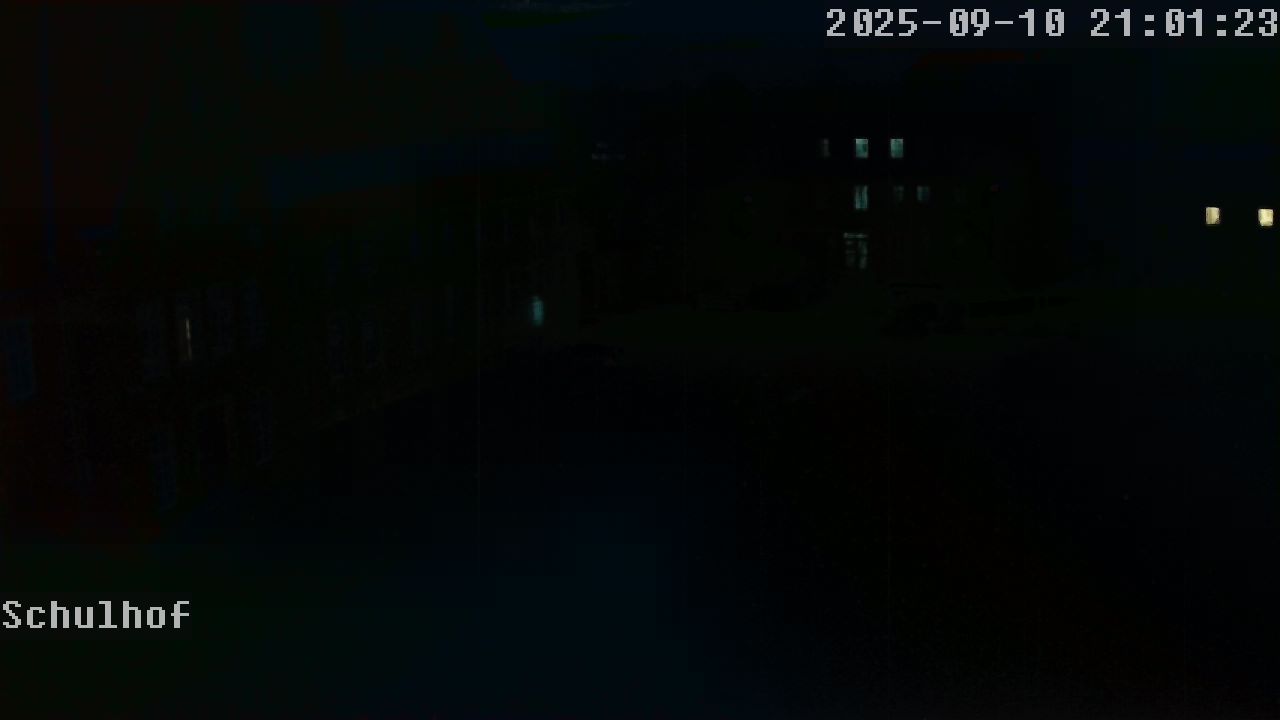 Webcam Schulhof 21:01