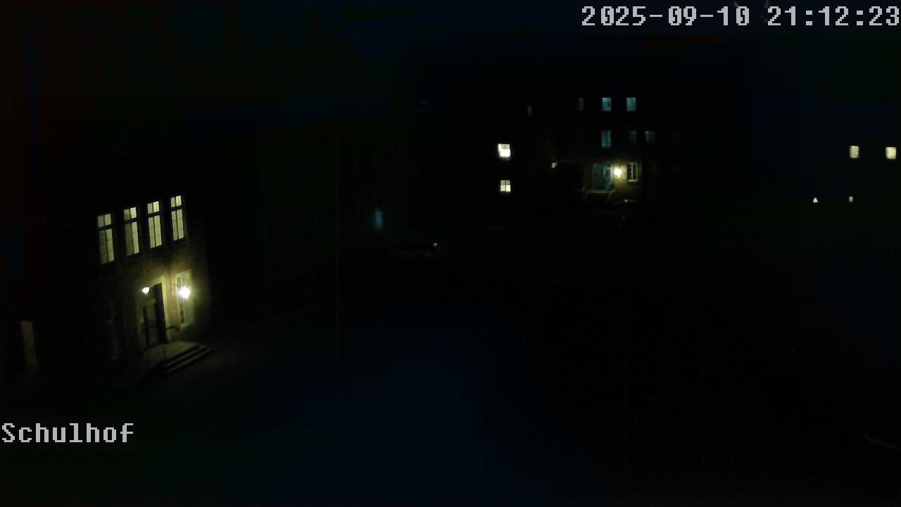 Webcam Schulhof 21:12