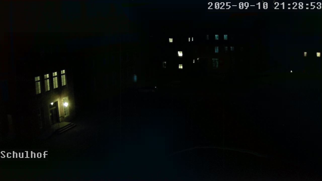 Webcam Schulhof 21:28
