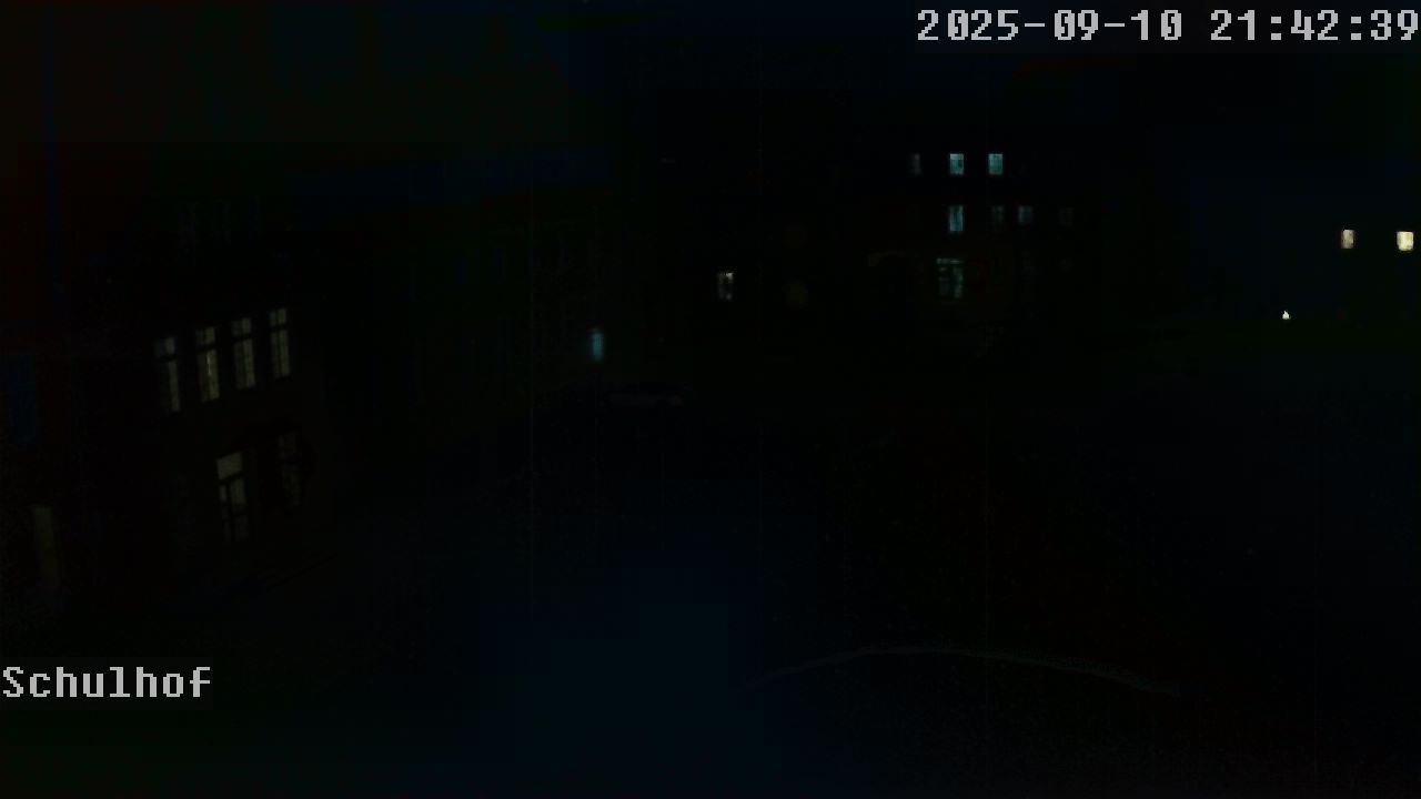 Webcam Schulhof 21:42