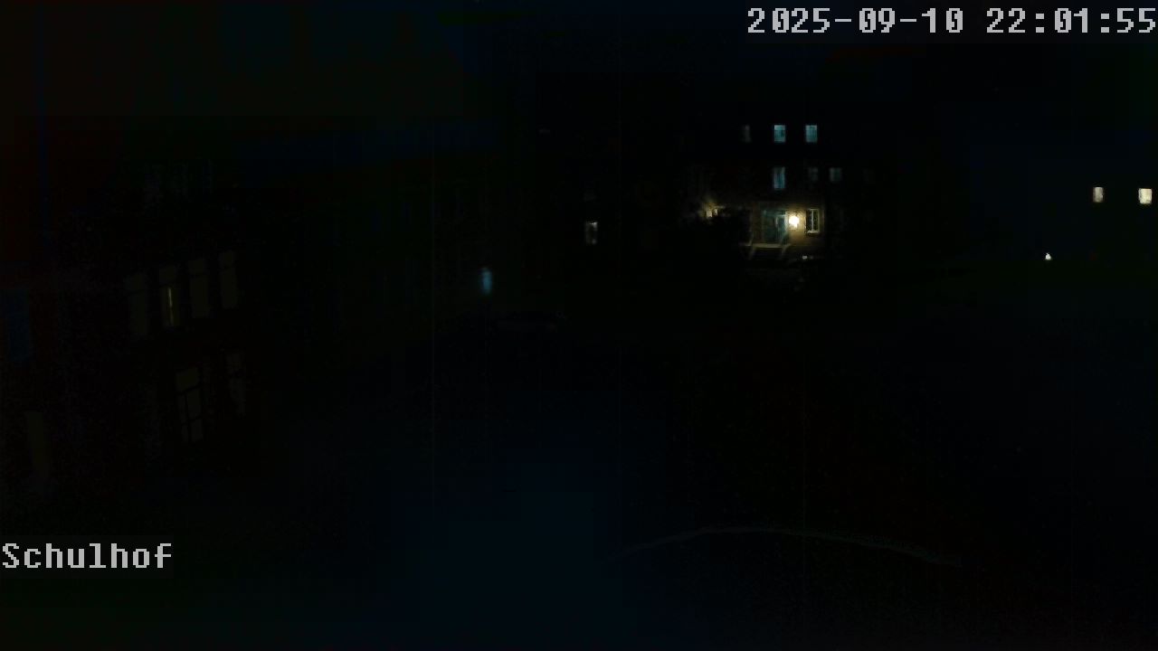 Webcam Schulhof 22:01