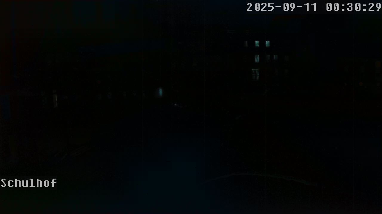 Webcam Schulhof 00:30