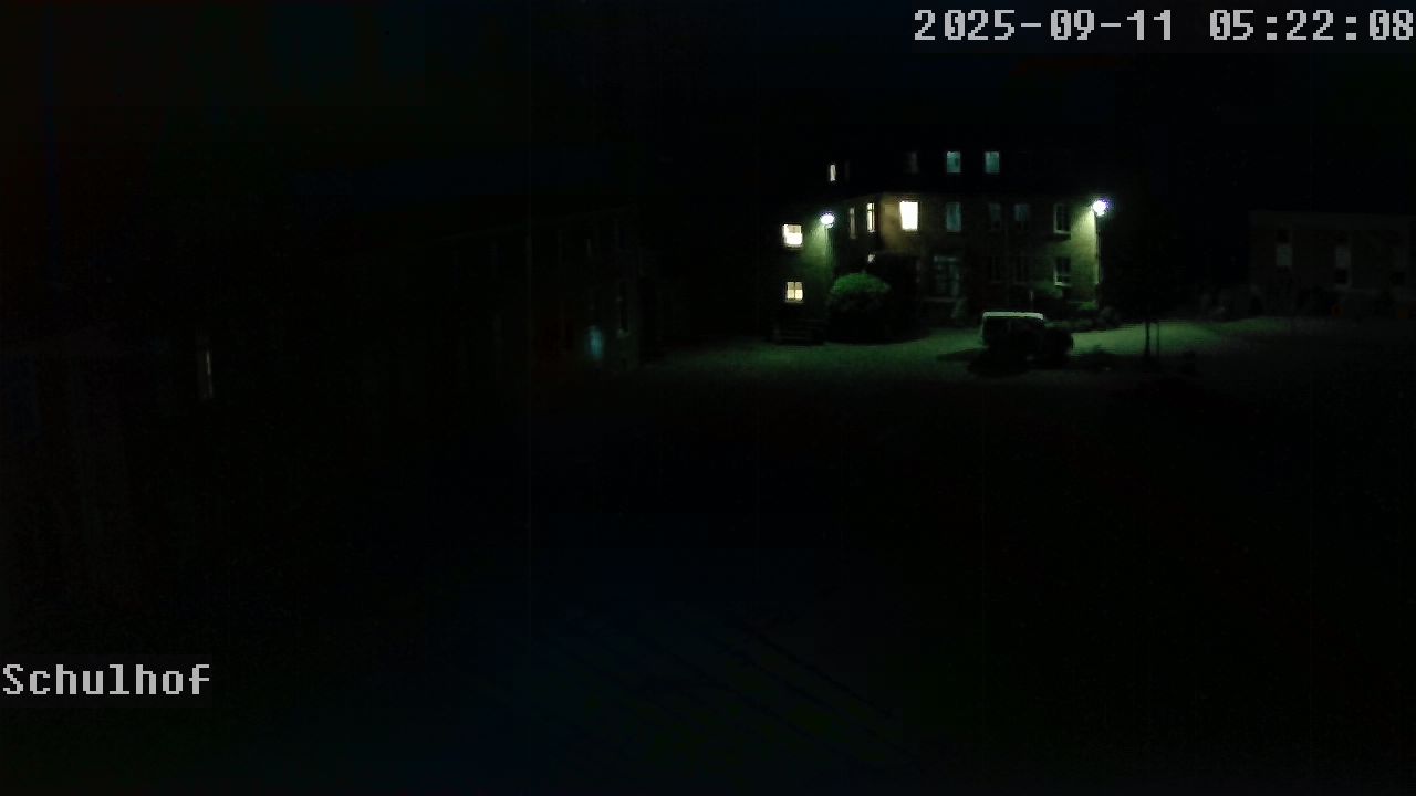 Webcam Schulhof 05:22