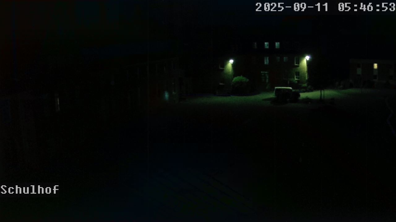 Webcam Schulhof 05:46