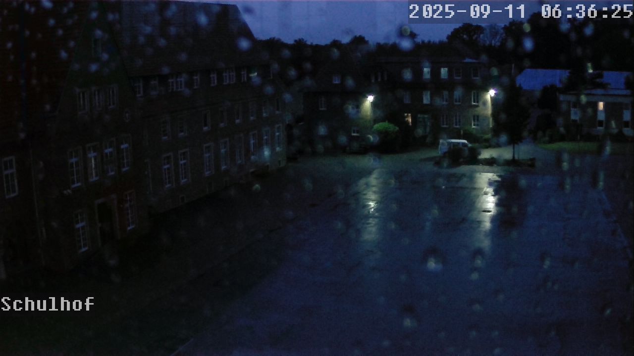 Webcam Schulhof 06:36