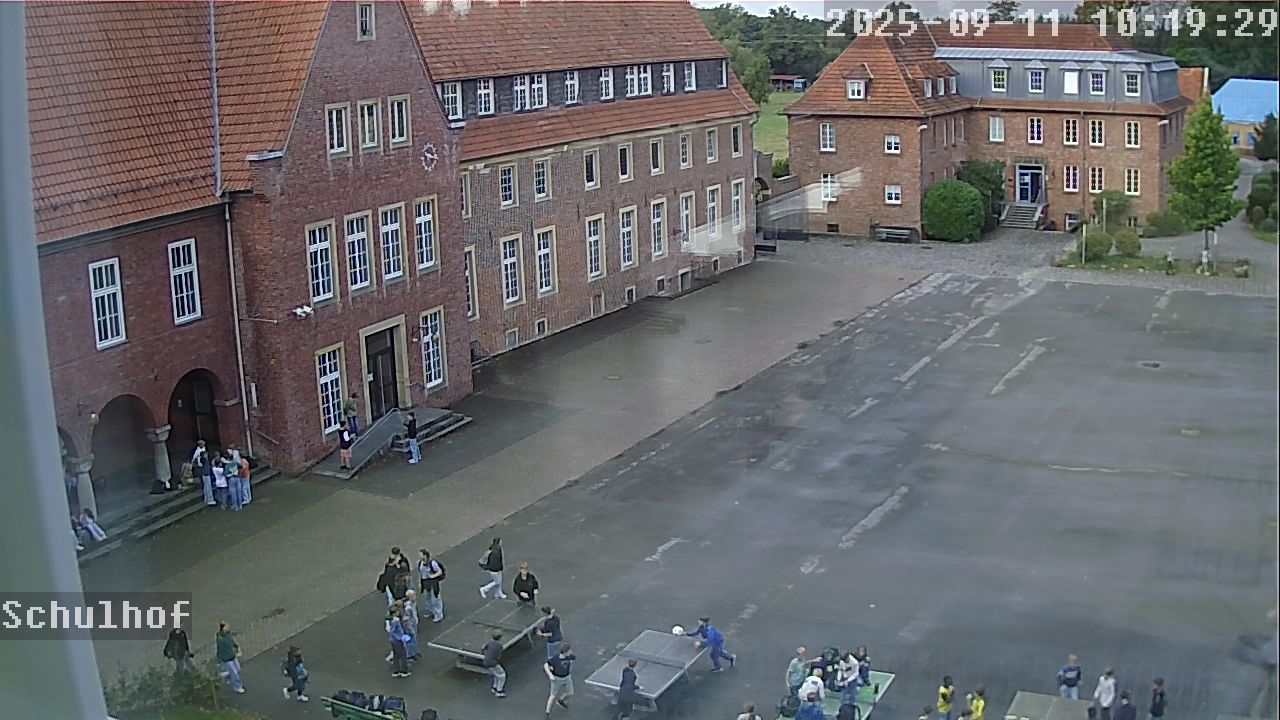 Webcam Schulhof 10:19
