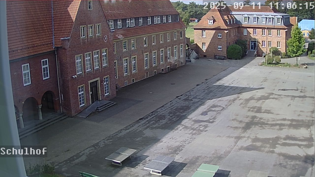 Webcam Schulhof 11:06