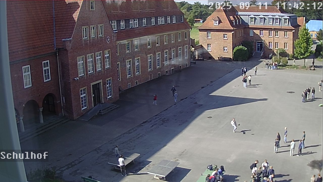 Webcam Schulhof 11:42