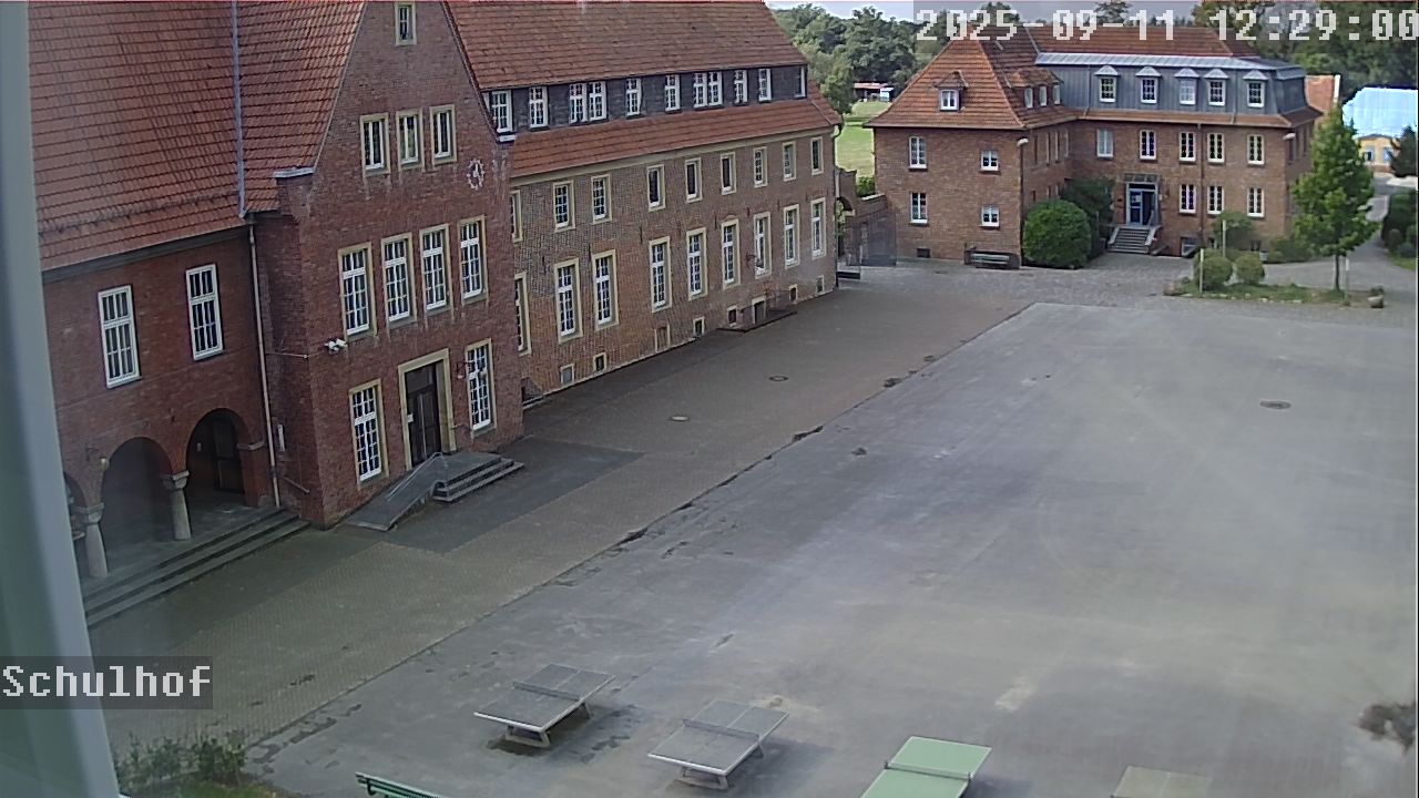Webcam Schulhof 12:29