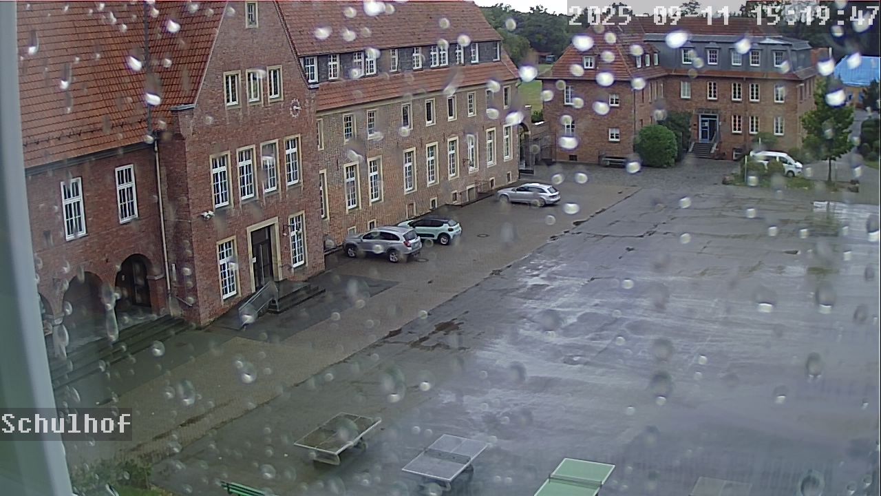 Webcam Schulhof 15:19