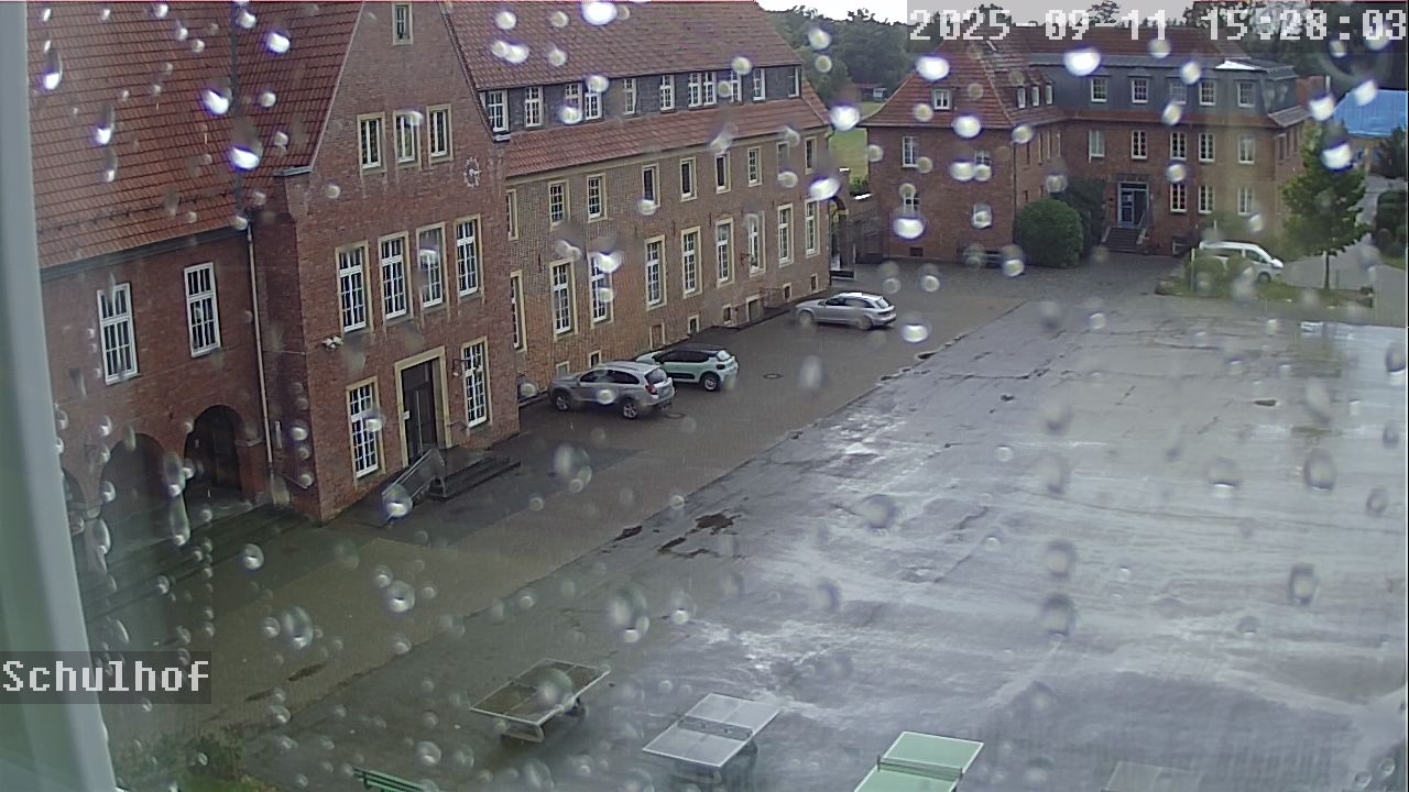 Webcam Schulhof 15:28