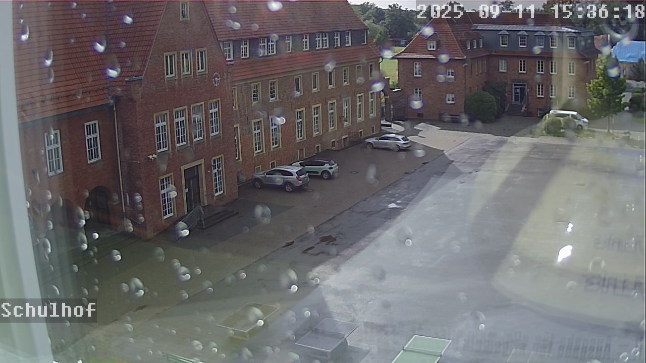 Webcam Schulhof 15:36