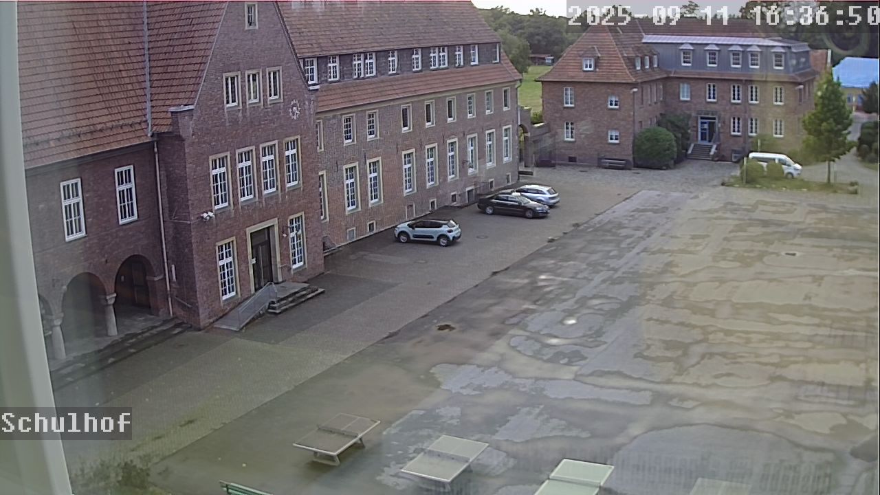 Webcam Schulhof 16:36