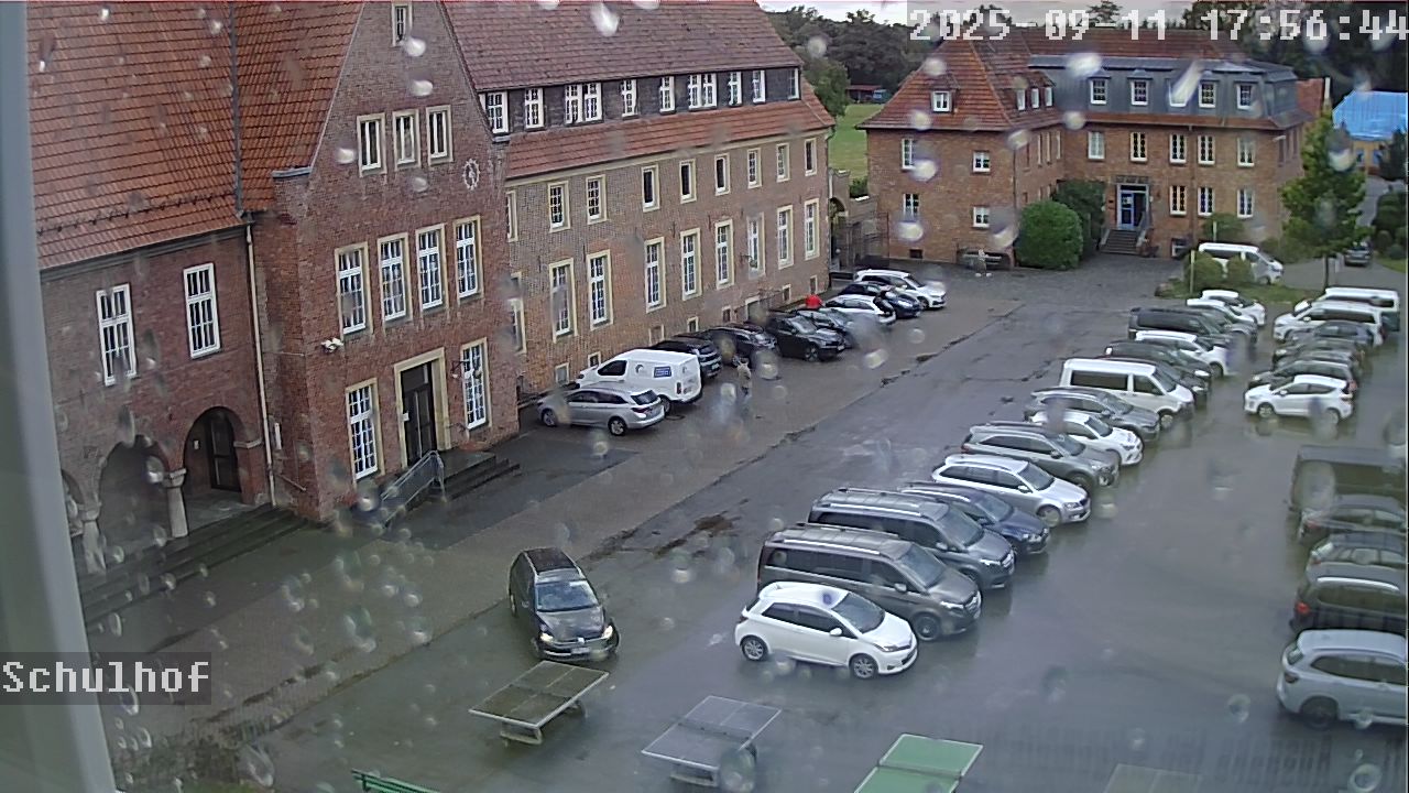Webcam Schulhof 17:56