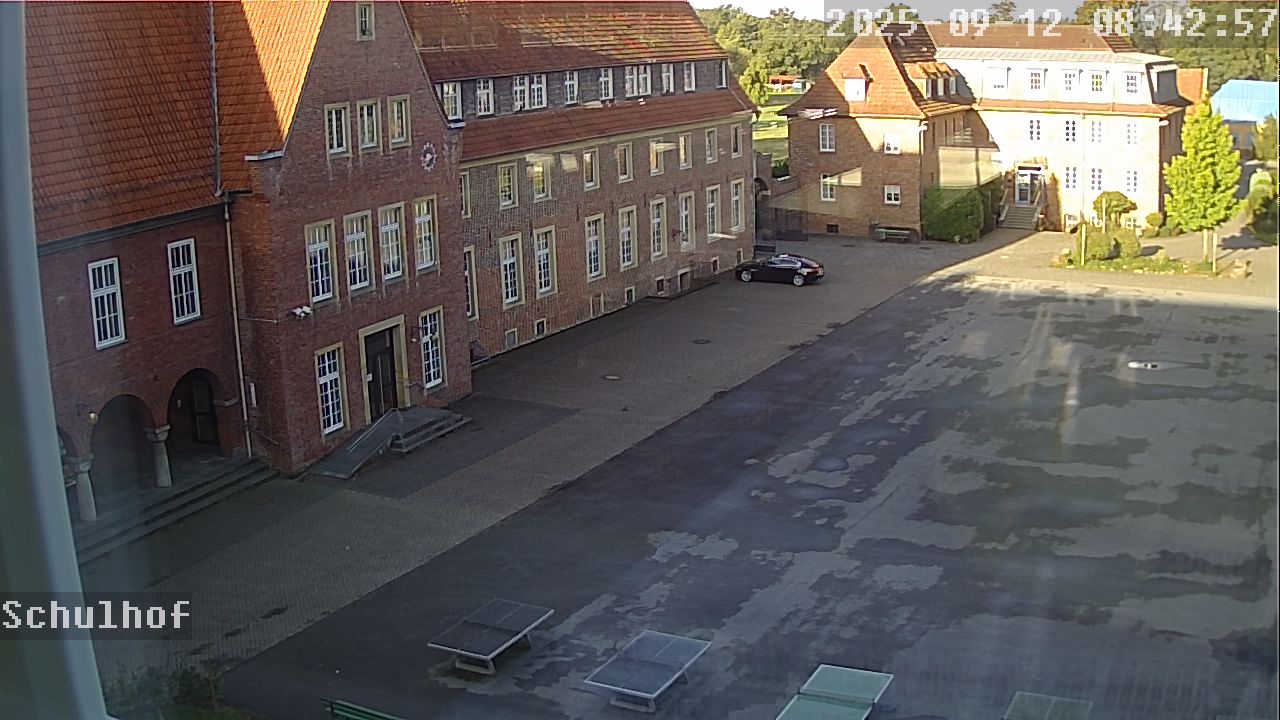 Webcam Schulhof 08:42