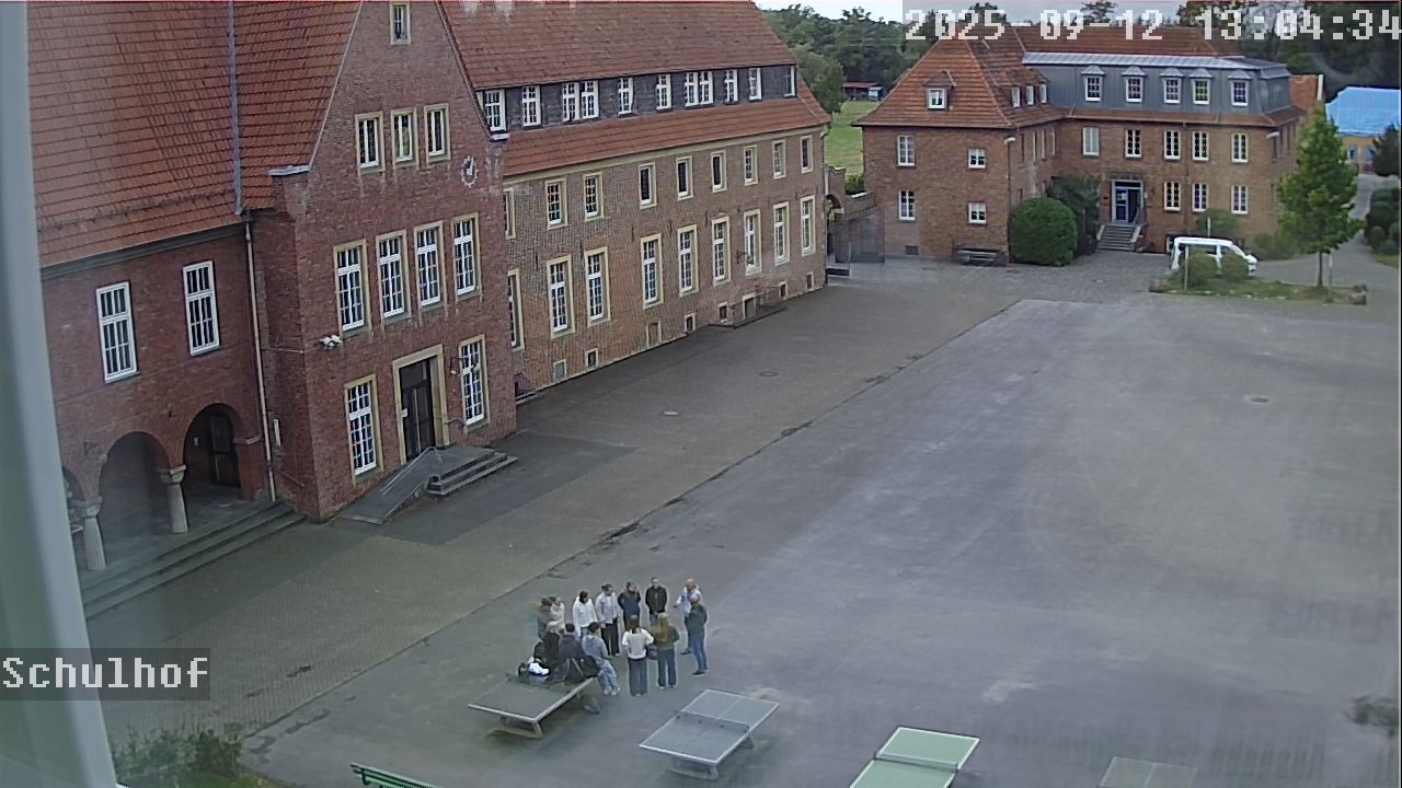Webcam Schulhof 13:04
