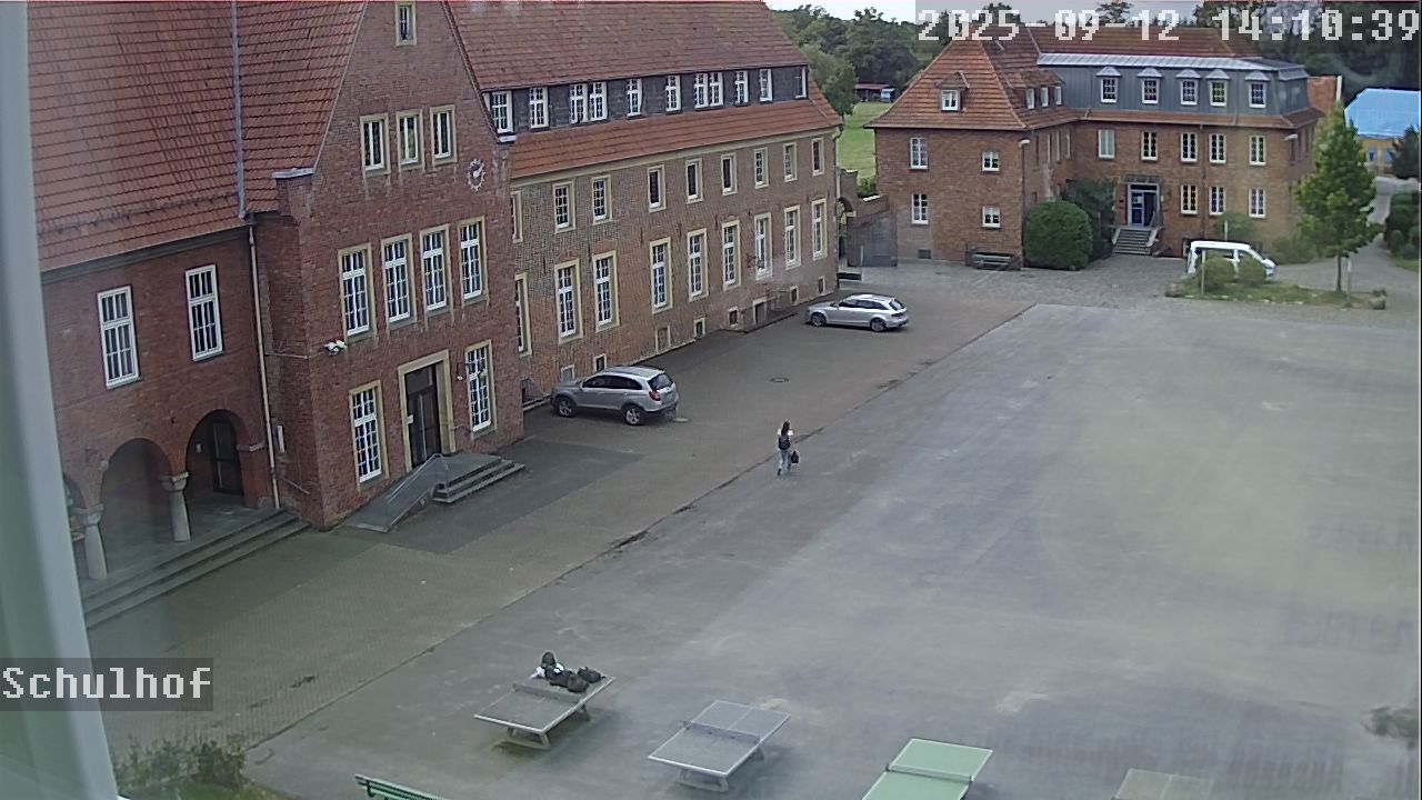 Webcam Schulhof 14:10