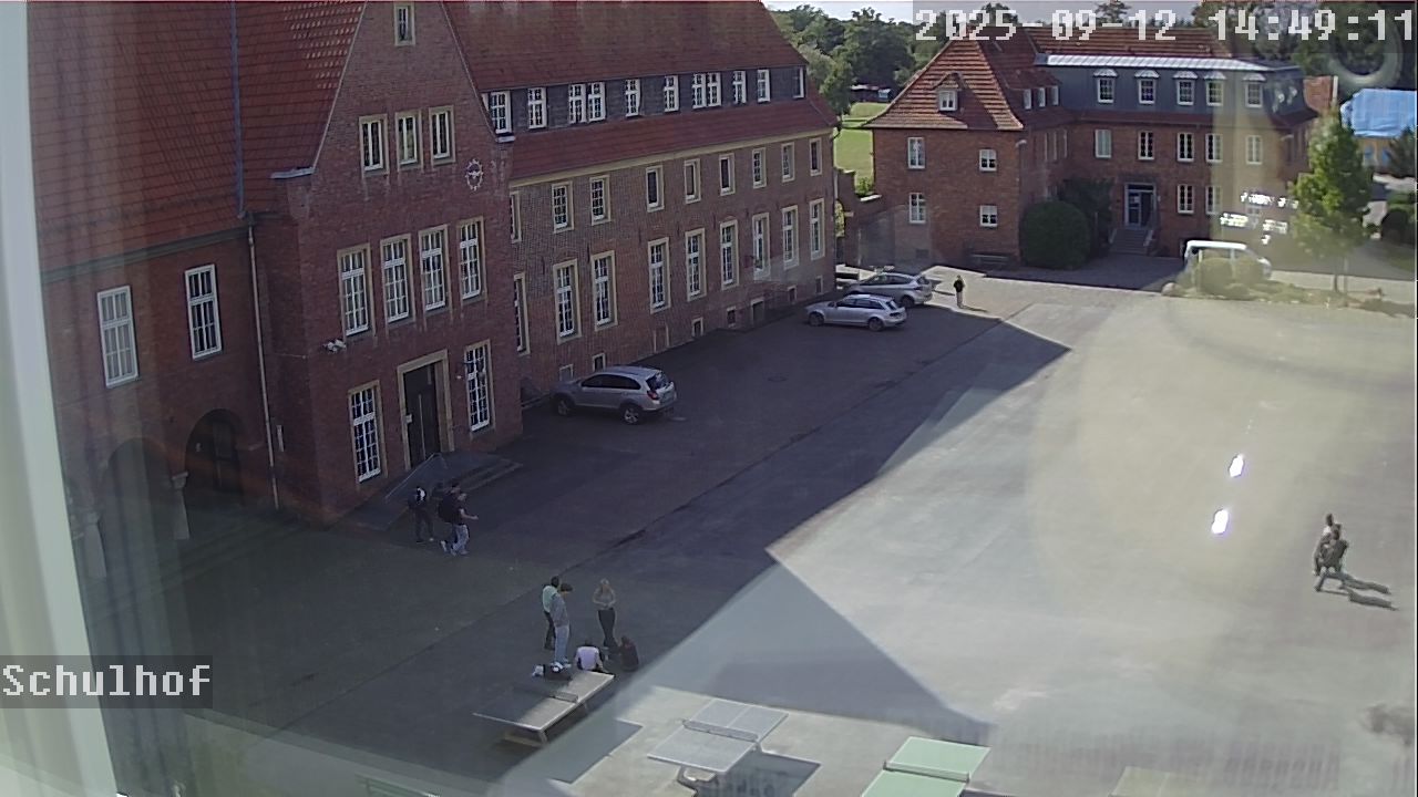 Webcam Schulhof 14:49