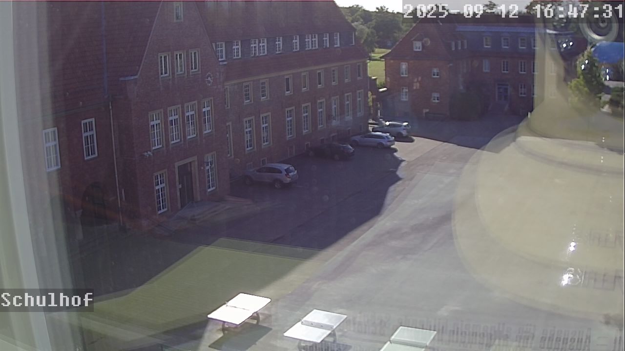 Webcam Schulhof 16:47