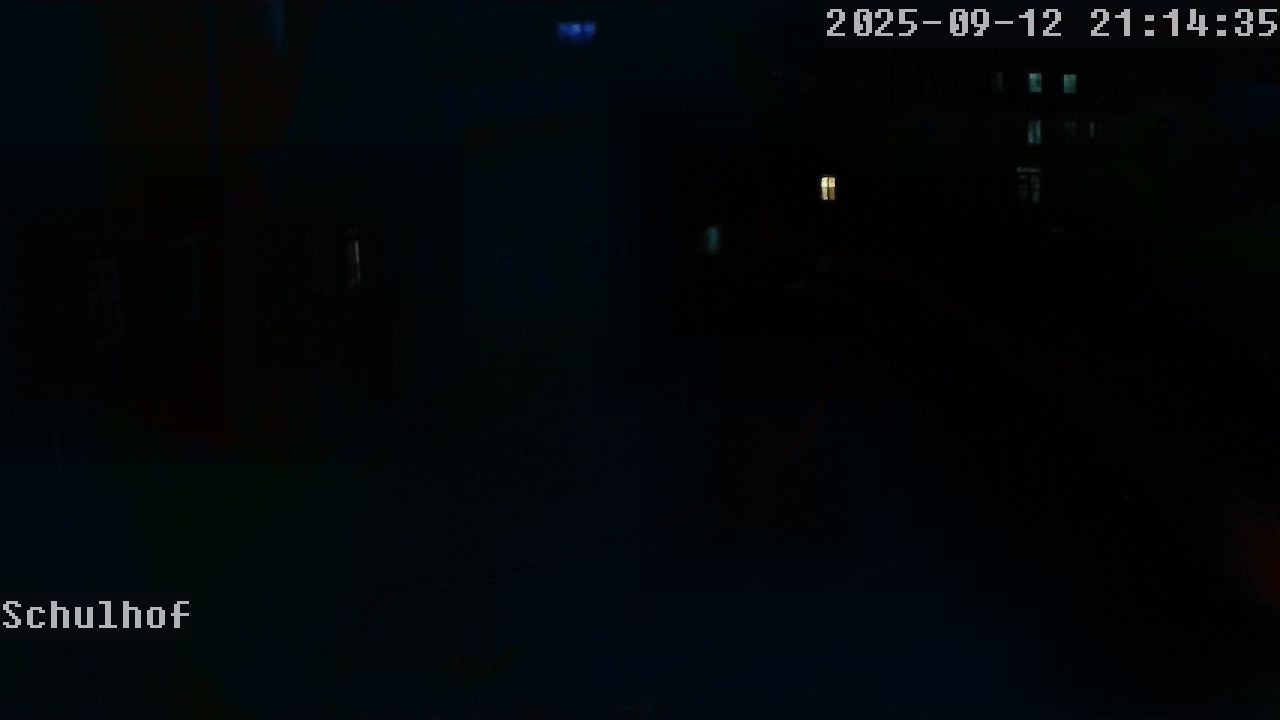 Webcam Schulhof 21:14