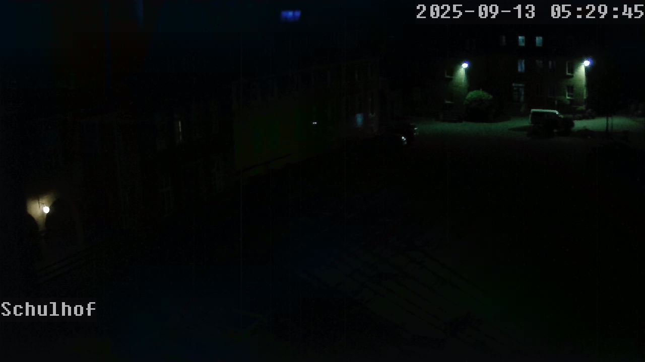 Webcam Schulhof 05:29