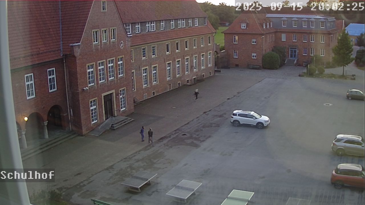 Webcam Schulhof 20:02