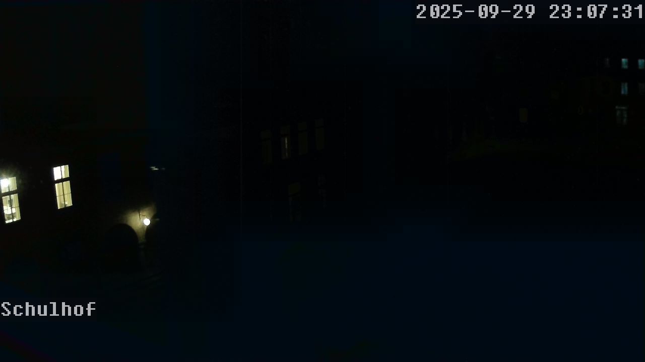 Webcam Schulhof 23:07